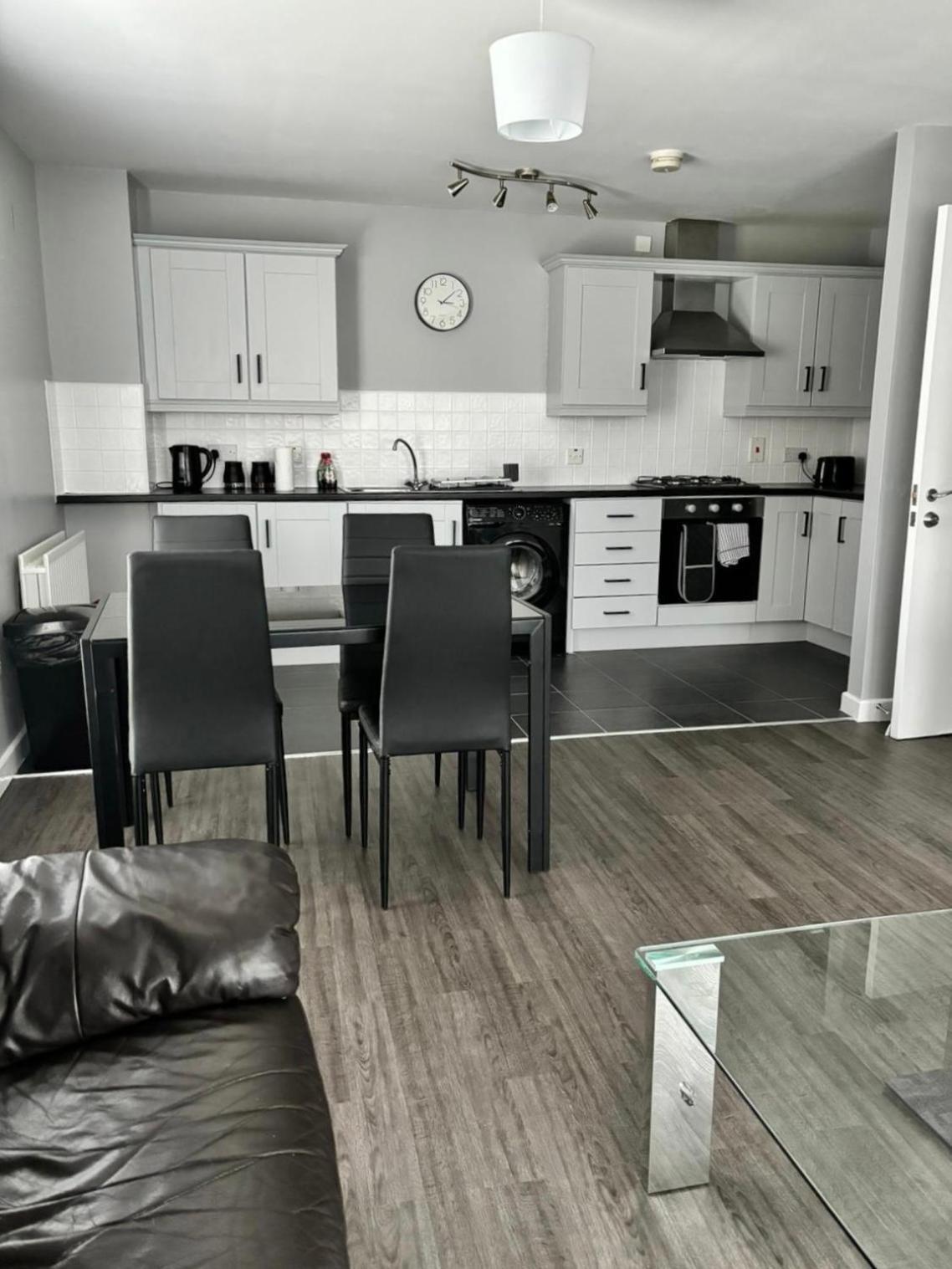 2 Bedroom Ground Floor Apartment Belfast Extérieur photo